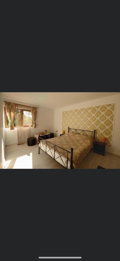 Casa De Sub Deal Densus Bagian luar foto
